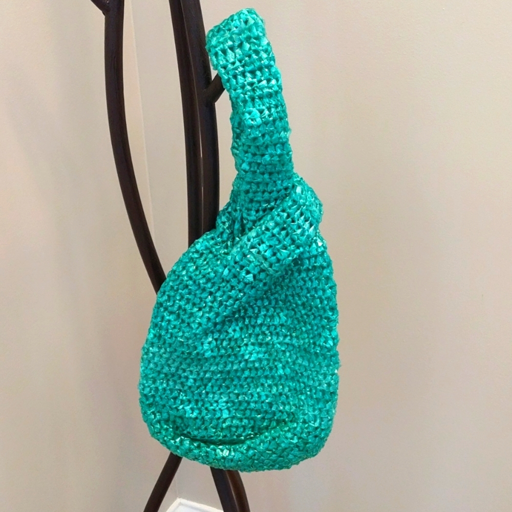 Japanese Knot Bag, handmade from plarn, green